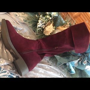 Burgundy over knee boots 7.5